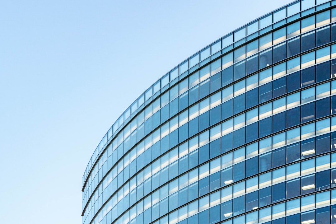 Due Diligence Gewerbeimmobilien: Ablauf, Checkliste und häufige Fehler